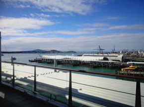 Super central location WATERFRONT 1 bed rm